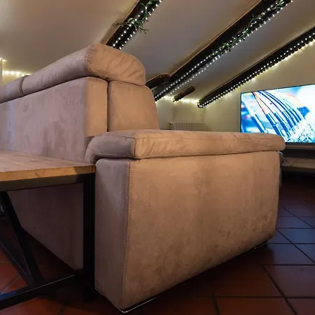 Fondazza - Little Tower * ボローニャ