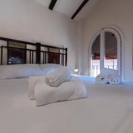 Fondazza - Little Tower Bologna