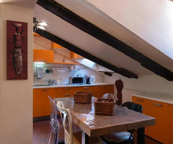 Fondazza - Little Tower