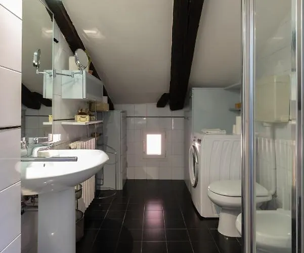 Fondazza - Little Tower Apartmán Boloňa