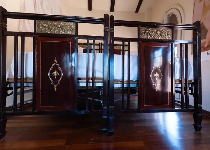 Fondazza - Little Tower * Boloňa