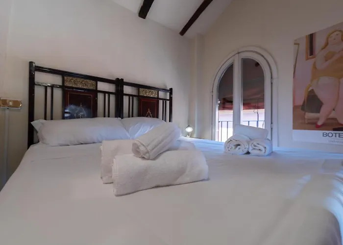 Fondazza - Little Tower ボローニャ