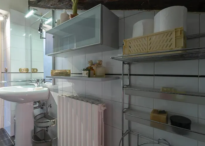 Fondazza - Little Tower Daire